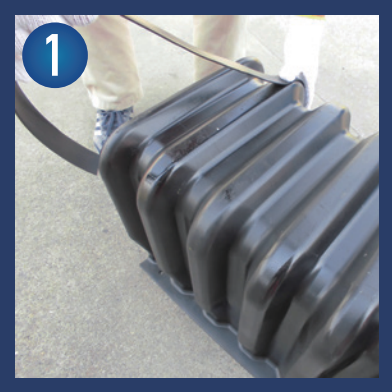 ①パッキン貼付け